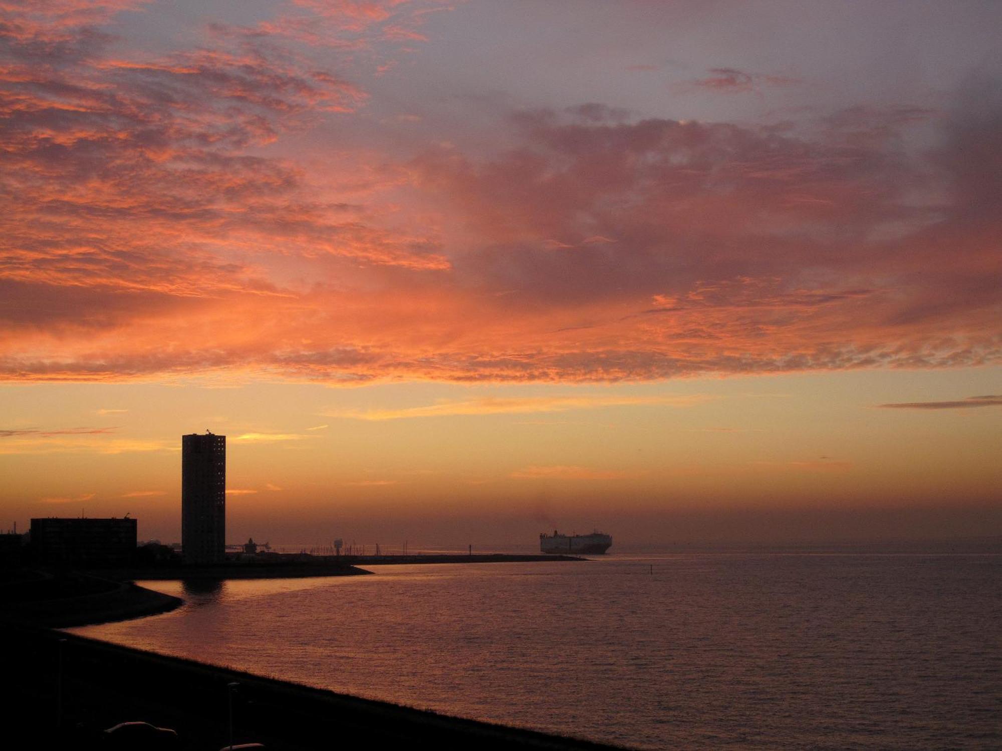 City Hotel Terneuzen Bagian luar foto