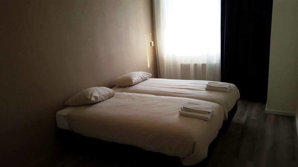 City Hotel Terneuzen Bagian luar foto