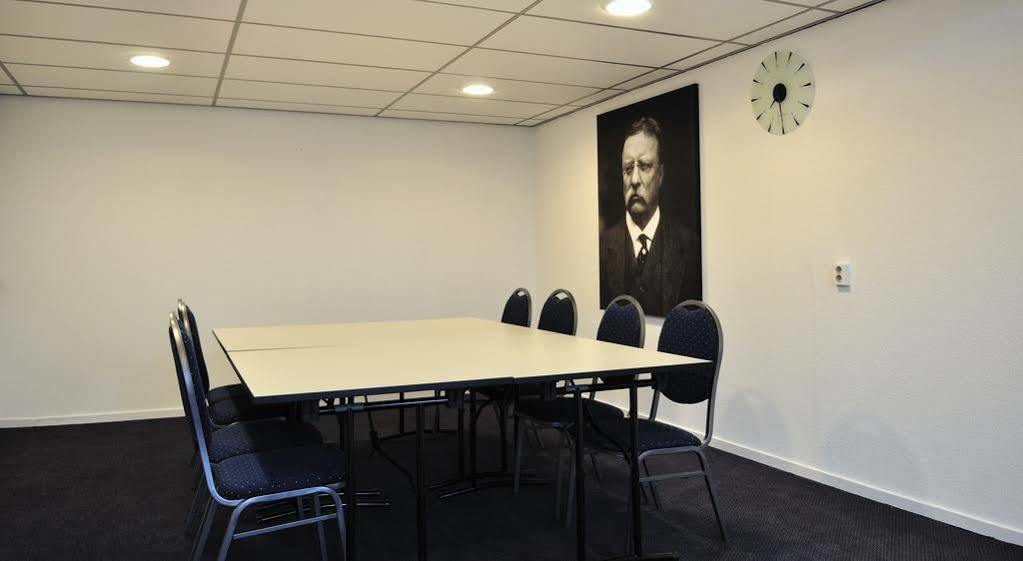 City Hotel Terneuzen Bagian luar foto